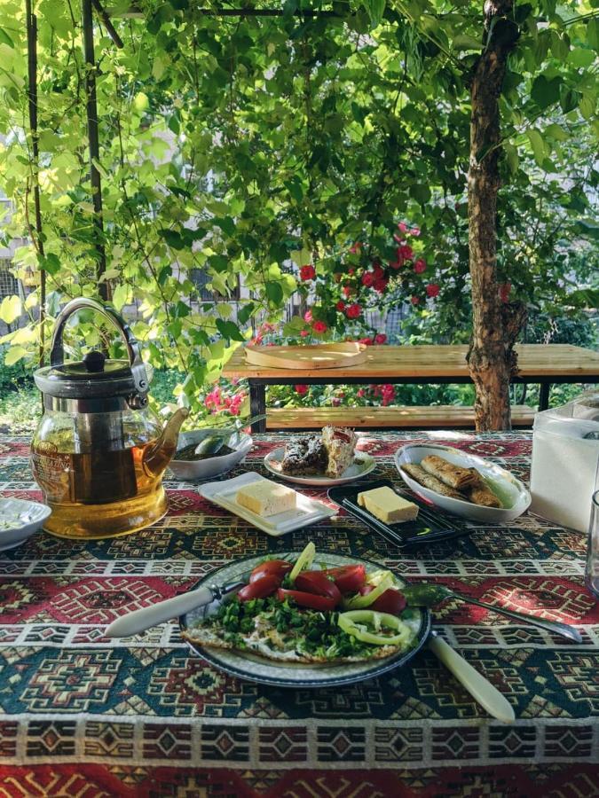 Aregak B&B And Tours Горис Экстерьер фото