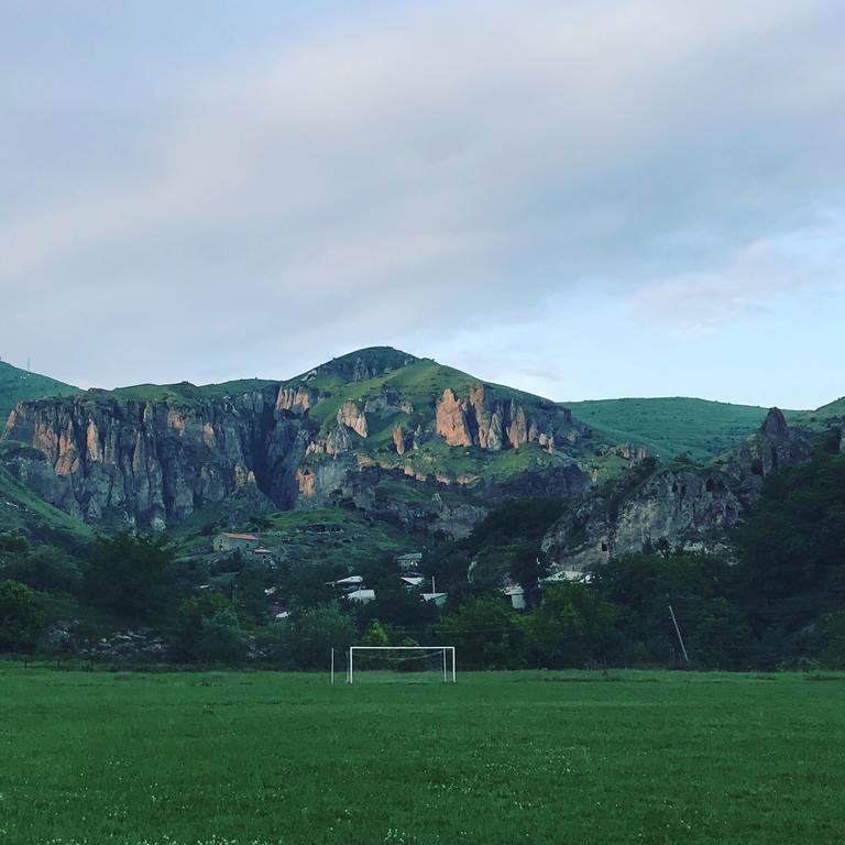 Aregak B&B And Tours Горис Экстерьер фото